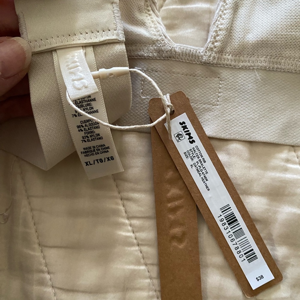 SKIMS Oatmeal Color Ribbed Bralettes - Picture 10 of 14
